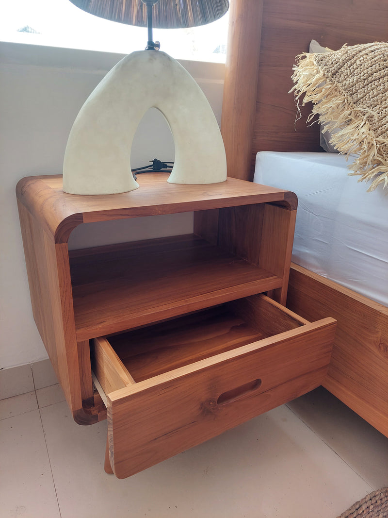 Furniture Nakas Kotak Kayu