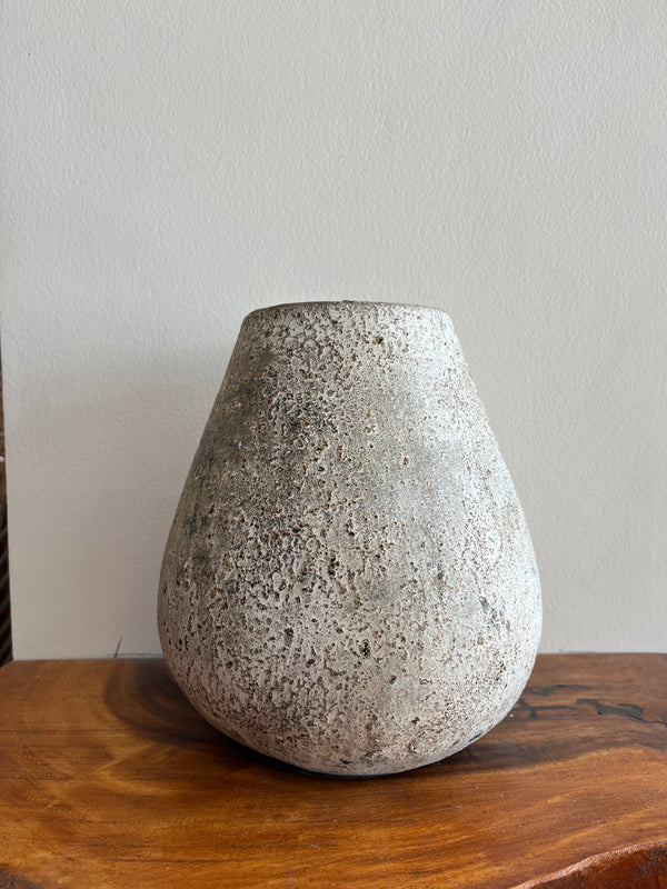 Vase Penisula