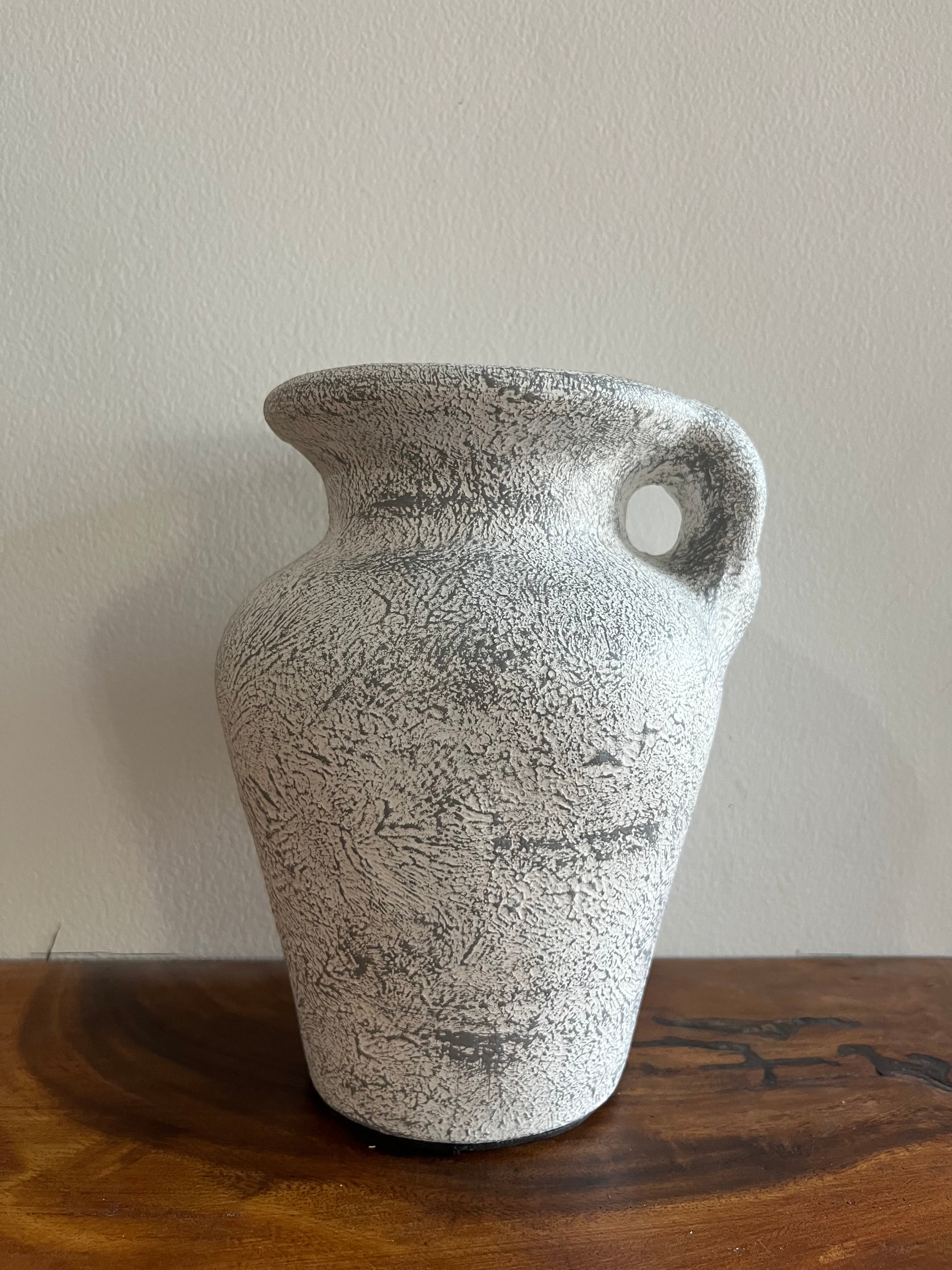 Vase Cengkek