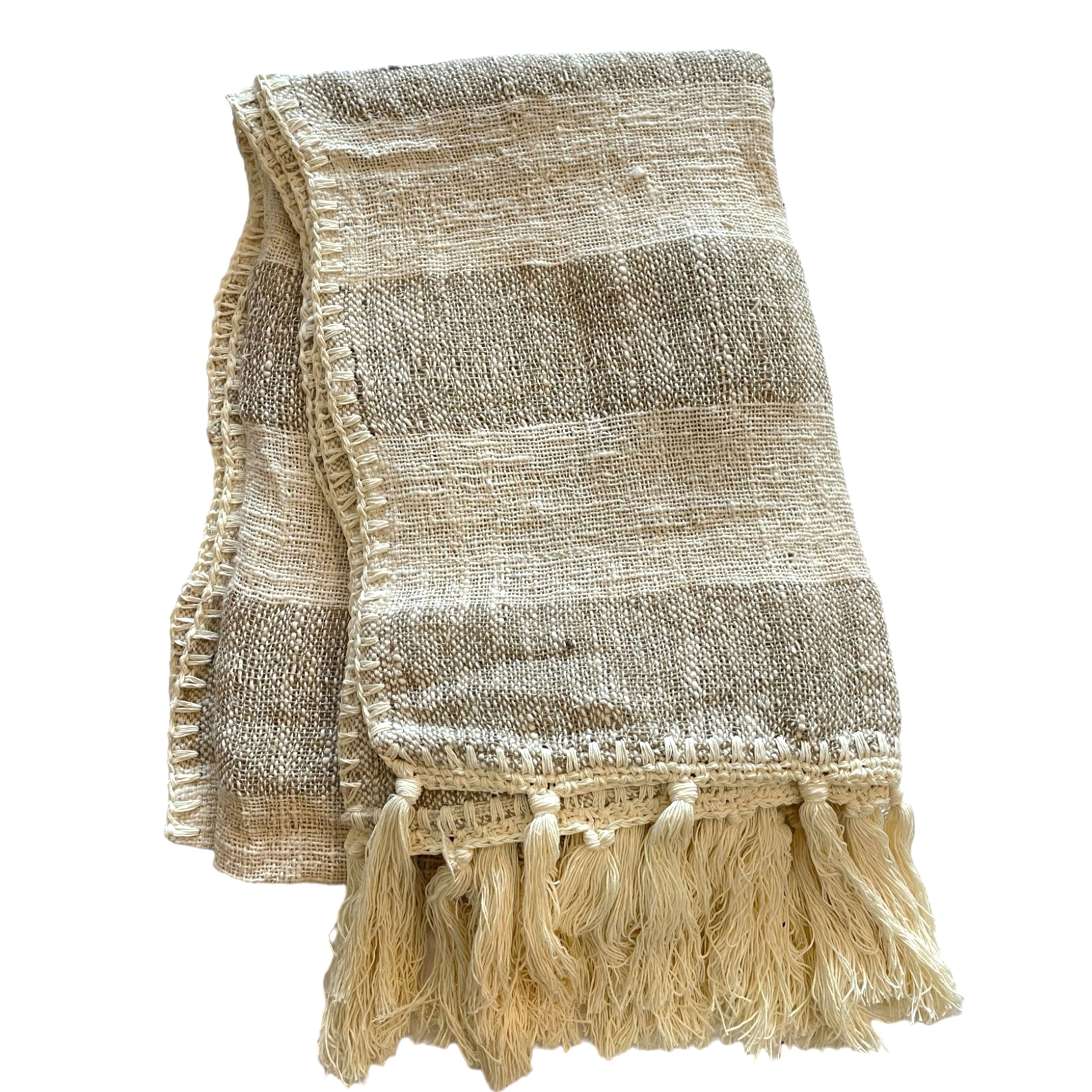 Blanket Tumanggal-Jute Spasi Tassel