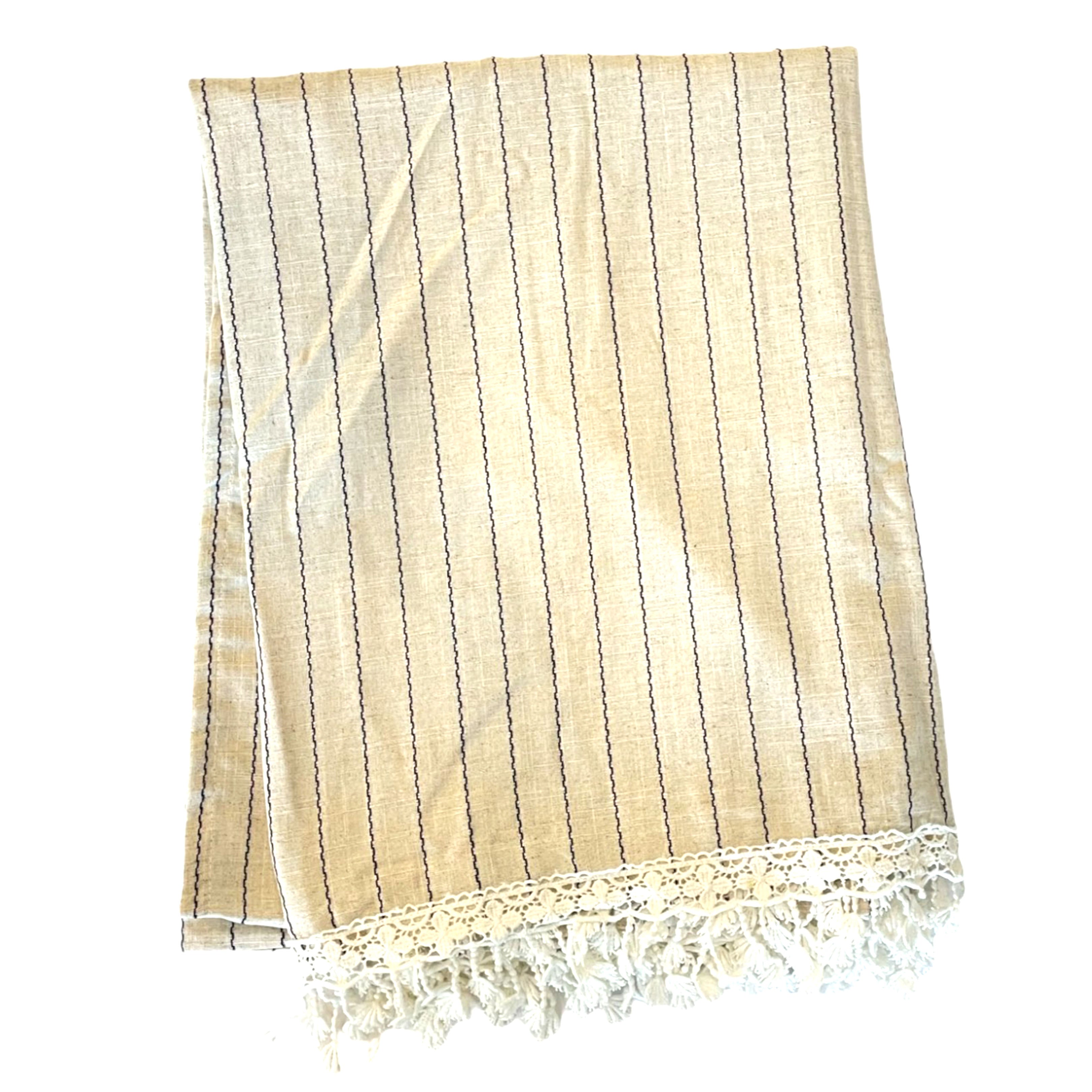 Blanket Linen Motif Garis Rumbai Kicik