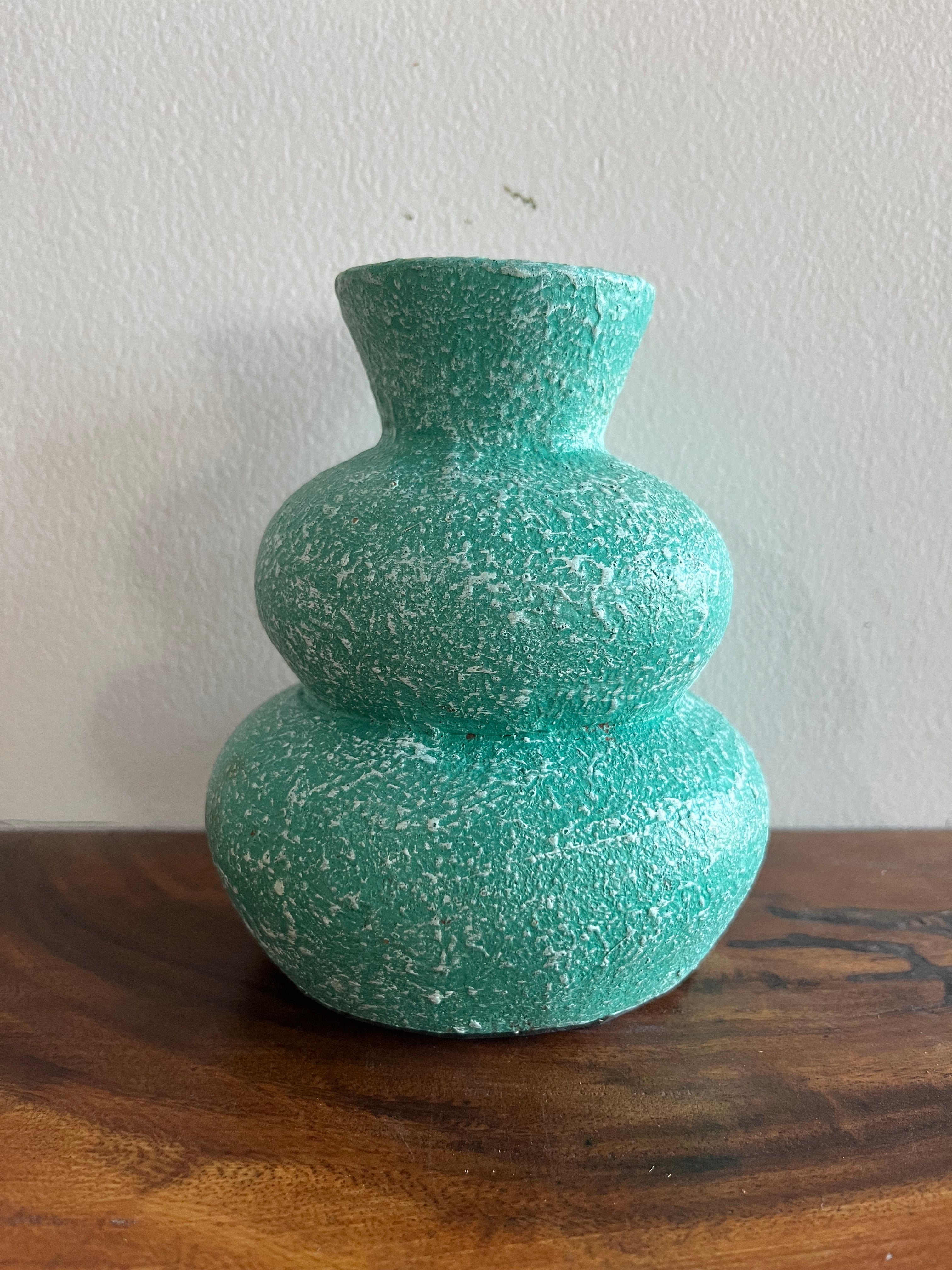 Vase Bagendit