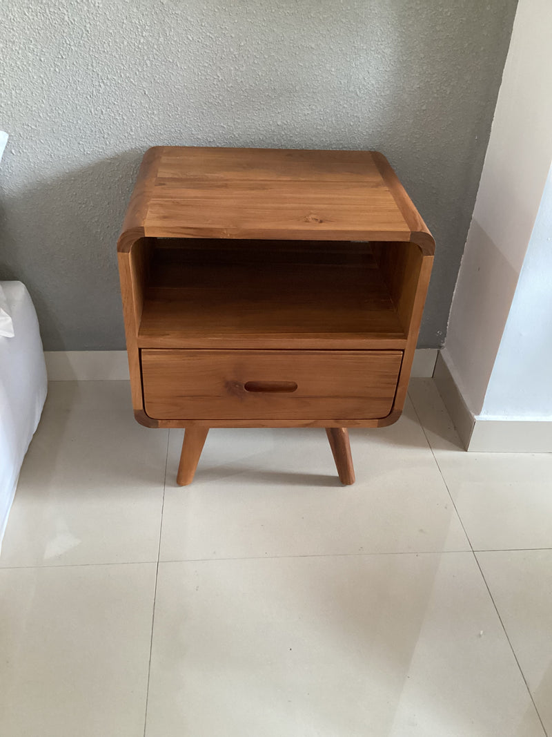 Furniture Nakas Kotak Kayu