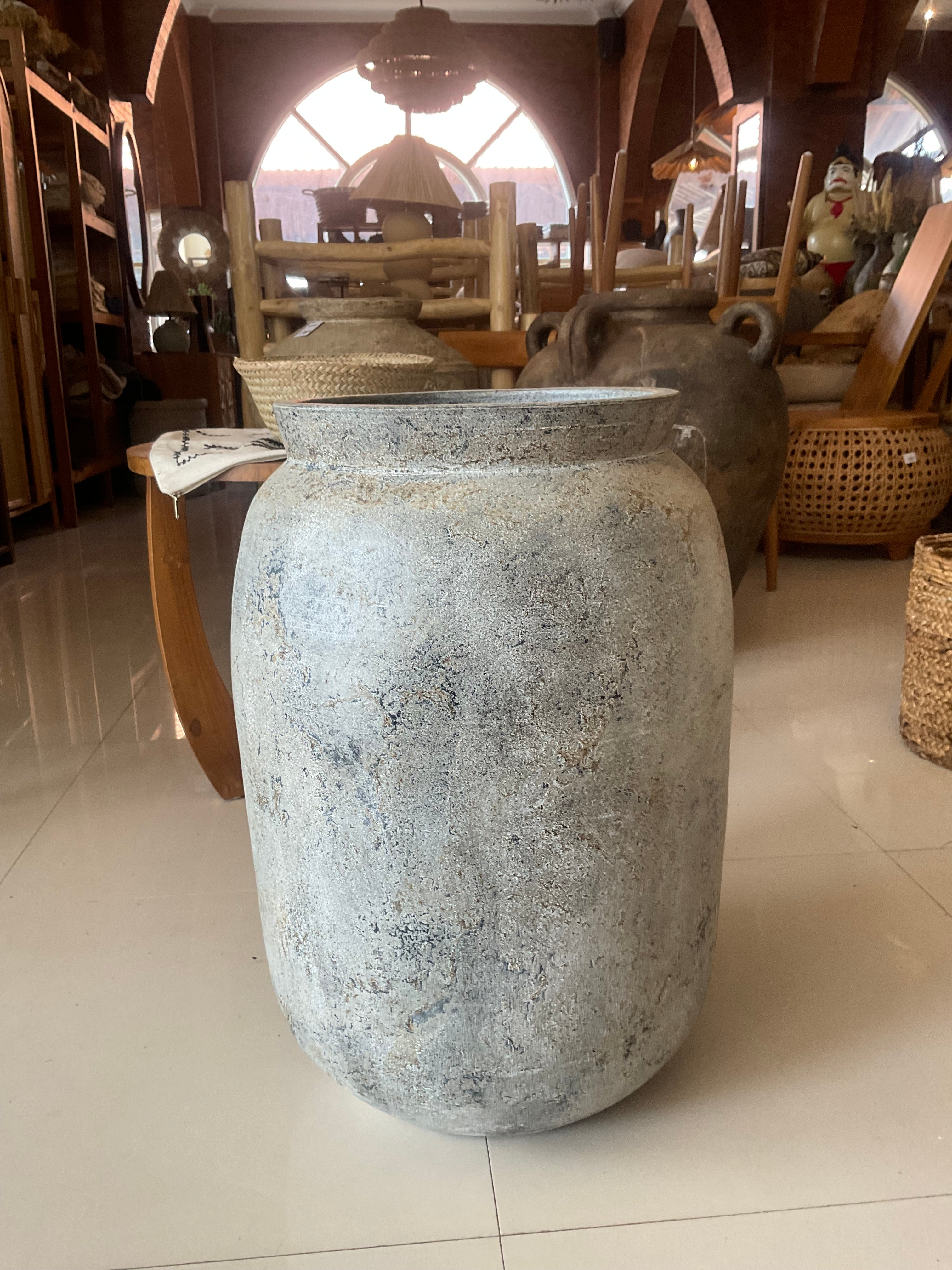 Vase Baru