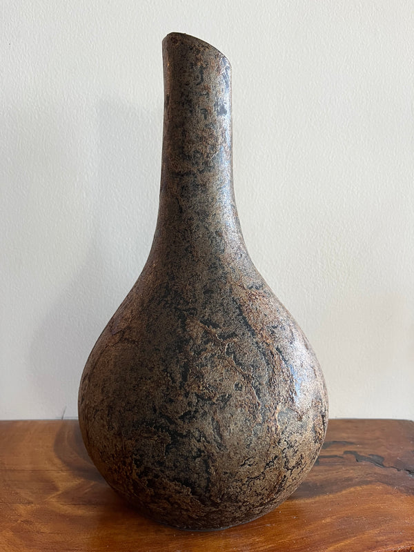 Vase Ujung Dunia