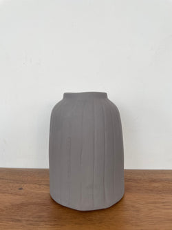 Vase Tabung Kapur