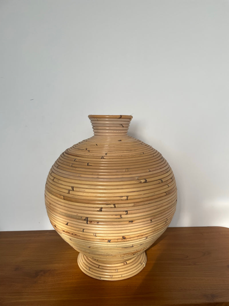 Vase Rattan Spiral Gendut