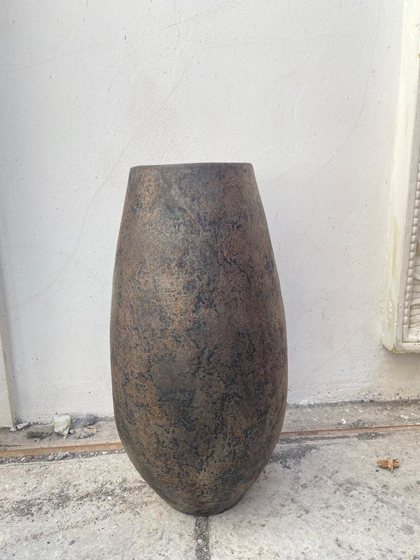 Vase Dung Dung Bakar