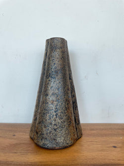 Vase Piramid Rustic