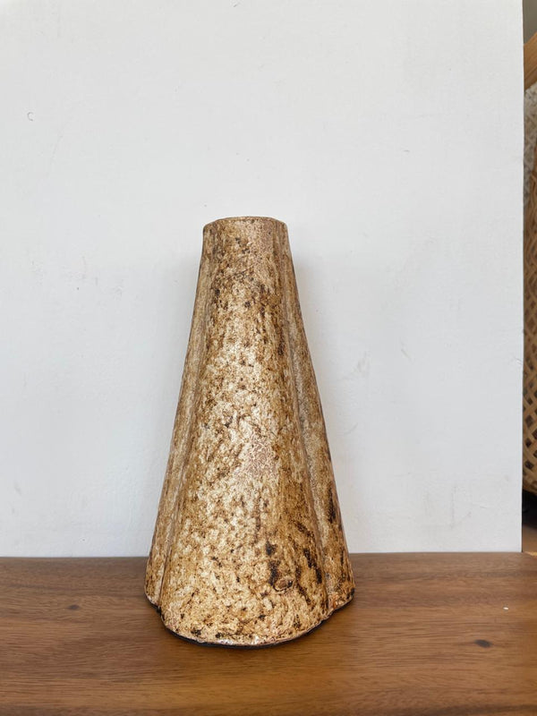 Vase Piramid Rustic